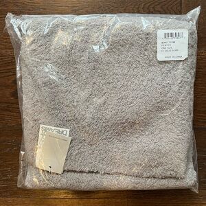 Barefoot Dreams CozyChic Scarf - Grey